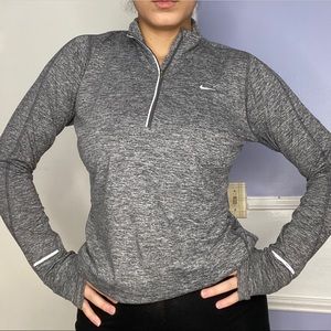 Nike DRI-FIT 3/4 Zip - Size M